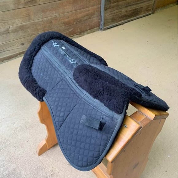 Total Saddle Fit Six Point Saddle Pad - Sheepskin Half Pad w/ Wither Freedom™ - Picture 4 of 4
